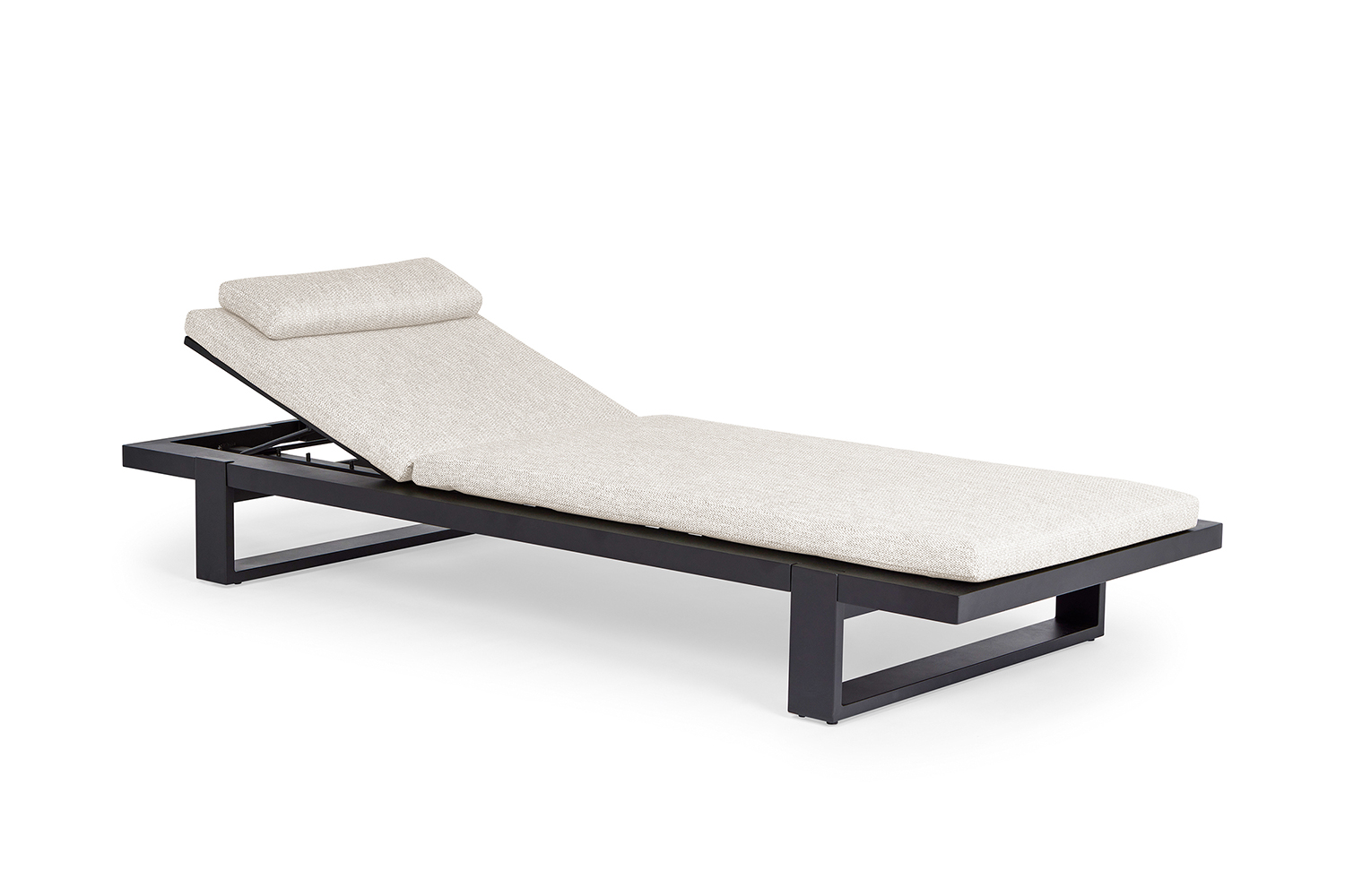 Lounger_SUNS_Nardo_Alu_MB_natural_2_1500